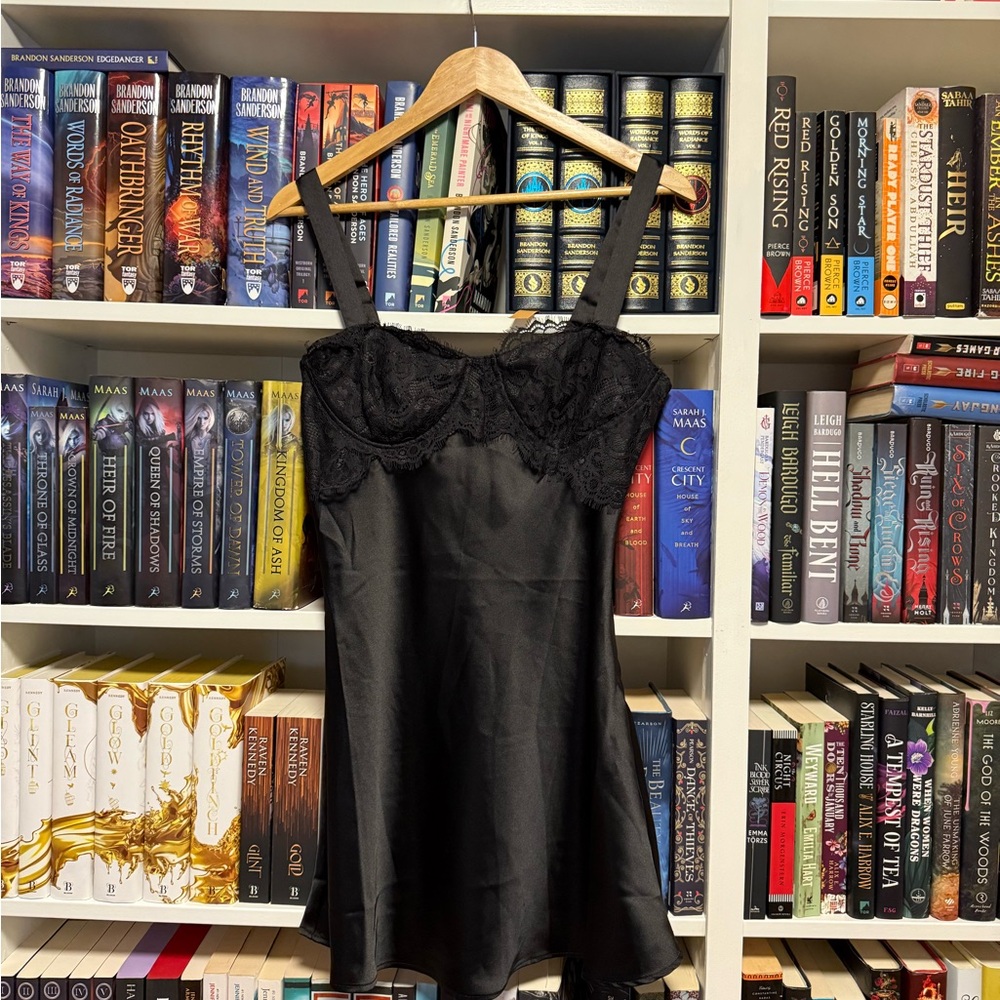 Forever 21 Black Lace Dress